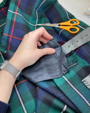 Kilt buckles and leather straps replacement in  progress